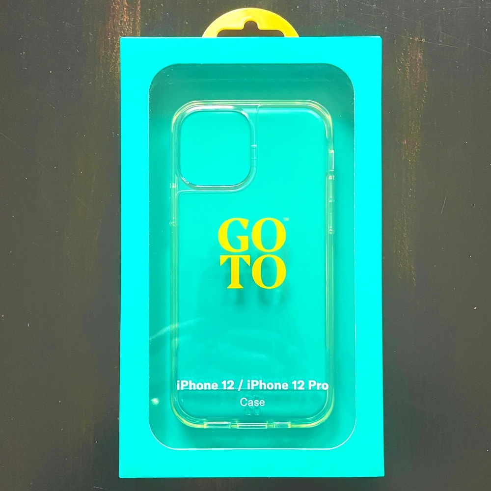 GoTo iPhone 12 / 12 Pro Clear Case Cover